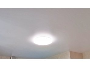 Монтаж потолка на кухне 14 м2 с использованием пленки VIPCEILING серии MONLANGE S9020 (3.80)