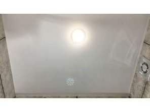 Монтаж потолка в ванной 2 м2 с использованием пленки VIPCEILING серии MONLANGE M9001 (2.15)