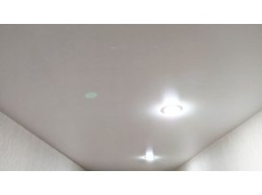 Монтаж потолка в коридоре 8 м2 с использованием пленки VIPCEILING серии MONLANGE S9020 (2.15)