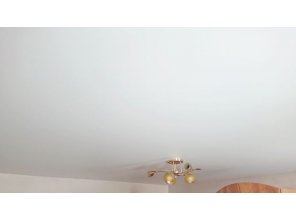 Монтаж потолка для зала 20 м2 с использованием пленки VIPCEILING серии MONLANGE M9001 (4.35)