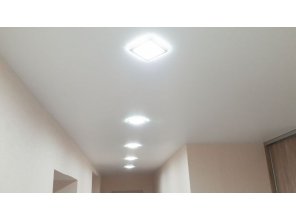 Монтаж потолка в коридоре 11 м2 с использованием пленки VIPCEILING серии MONLANGE M9001 (2.15)
