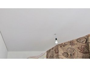 Монтаж потолка в спальне 15 м2 с использованием пленки VIPCEILING серии MONLANGE S9020 (3.50)
