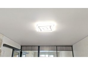 Монтаж потолка в спальне 14 м2 с использованием пленки VIPCEILING серии MONLANGE M9001 (3.25)