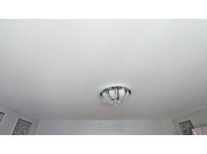 Монтаж потолка для зала 17 м2 с использованием пленки VIPCEILING серии MONLANGE M9001 (4.00)