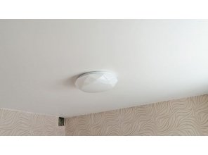 Монтаж потолка на кухне 8 м2 с использованием пленки VIPCEILING серии MONLANGE M9001 (3.25)