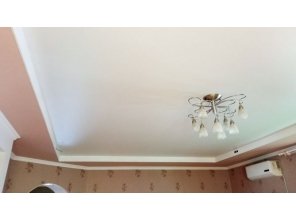 Монтаж потолка в гостиной 15 м2 с использованием пленки VIPCEILING серии MONLANGE M9001 (3.25)