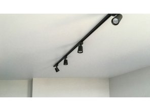 Монтаж потолка в спальне 17 м2 с использованием пленки VIPCEILING серии MONLANGE M9001 (3.80)