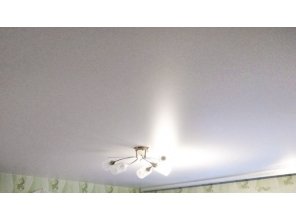 Монтаж потолка для зала 19 м2 с использованием пленки VIPCEILING серии MONLANGE M9001 (4.35)